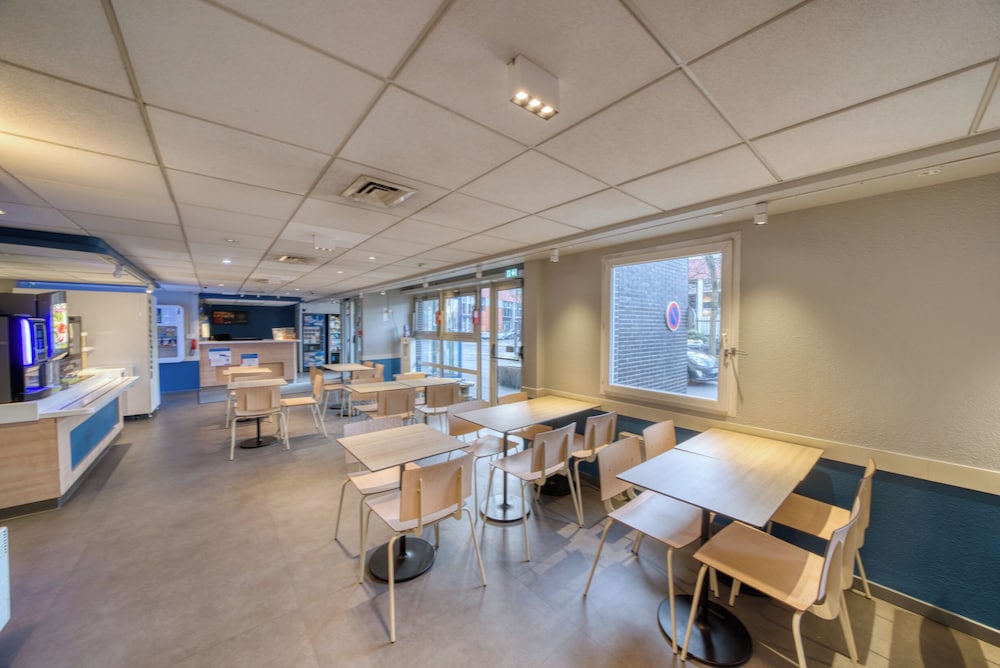 Ibis Budget Gennevilliers Asnieres 43/64
