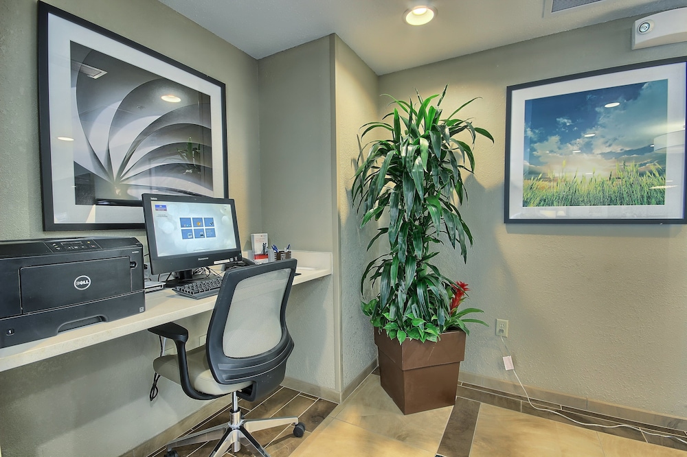 CANDLEWOOD SUITES COLUMBUS - GROVE CITY 27/40