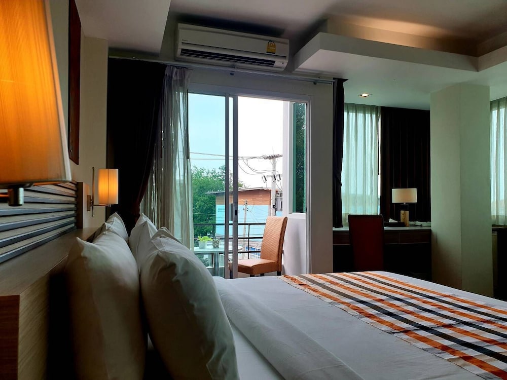 Green Hotel Resort Khon Kaen 34/55