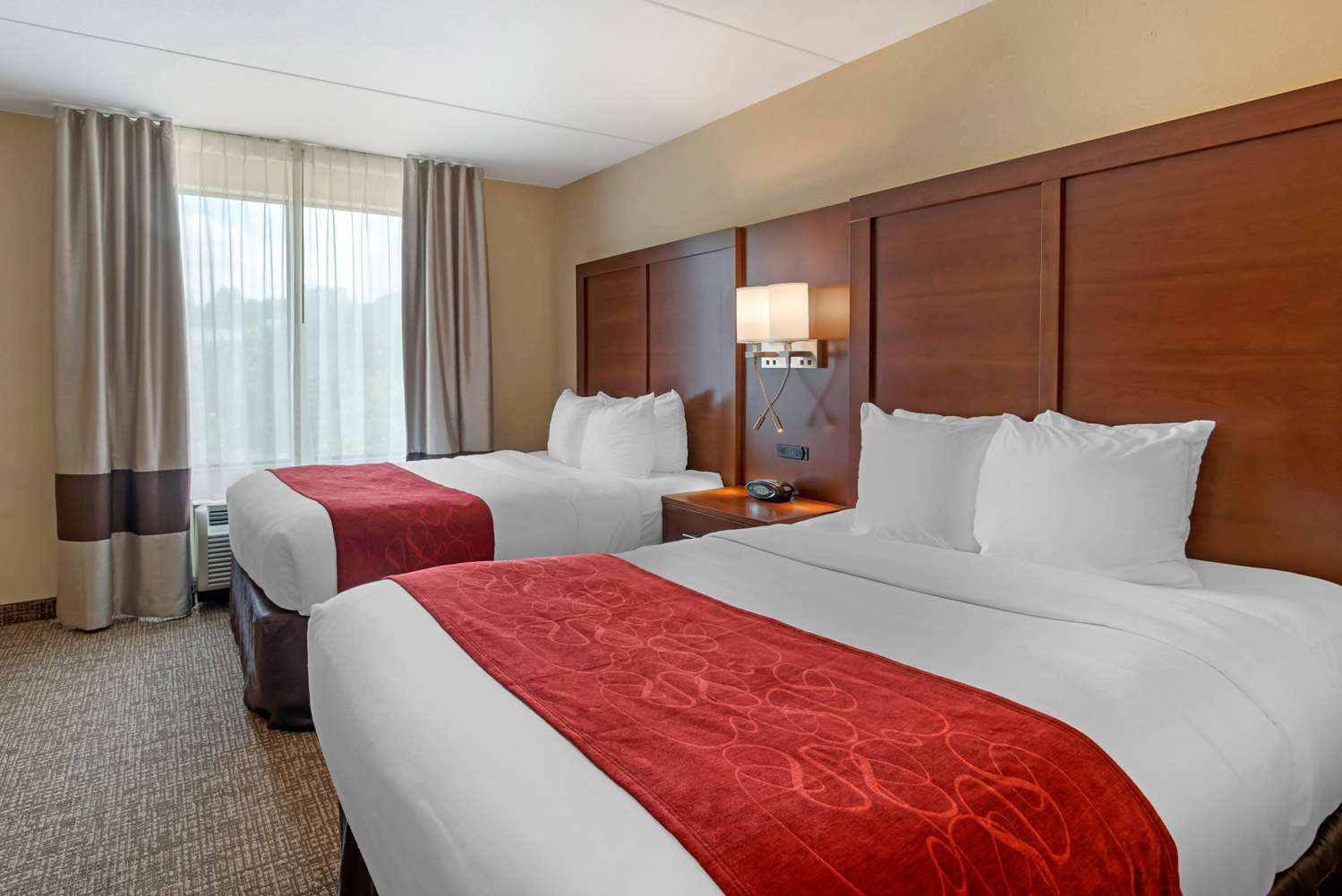 ROOM, 2 DOUBLE BEDS