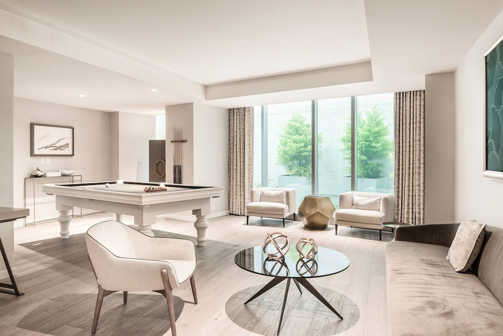 JW MARRIOTT PARQ VANCOUVER 44/52