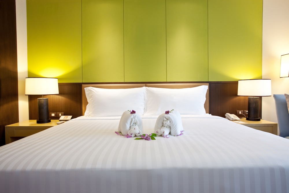 Graceland Khaolak Beach Resort 9/50