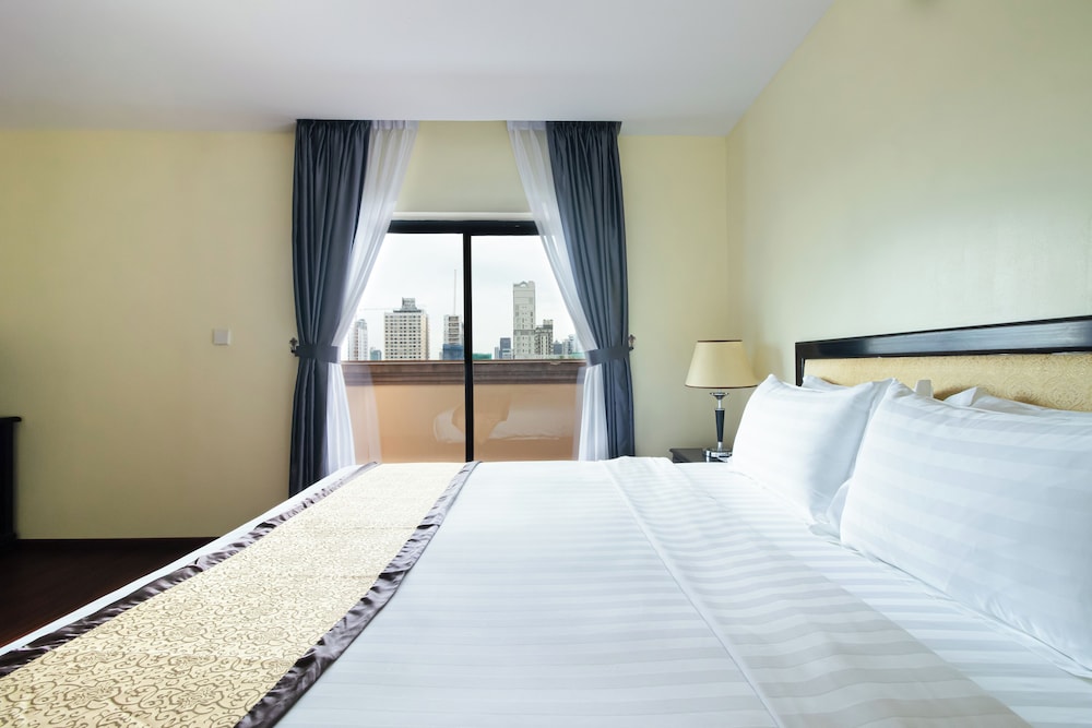 Ramada by Wyndham Phnom Penh Central 19/38