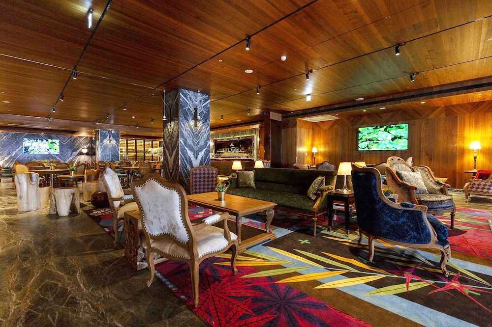 Inhouse Hotel Grand 54/65