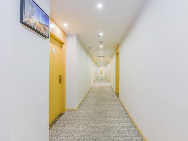 GreenTree Inn ShangHai SongJiang SongDong Hotel 33/48