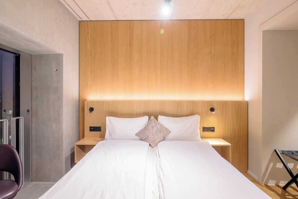 SMART, DESIGN, SUITE