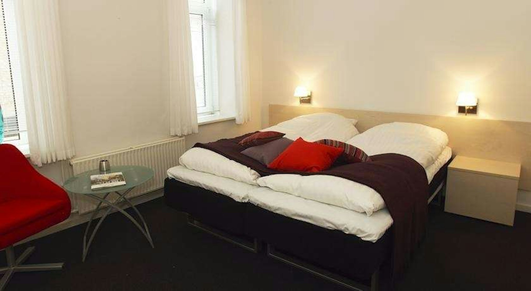 Teaterhotellet 2/8
