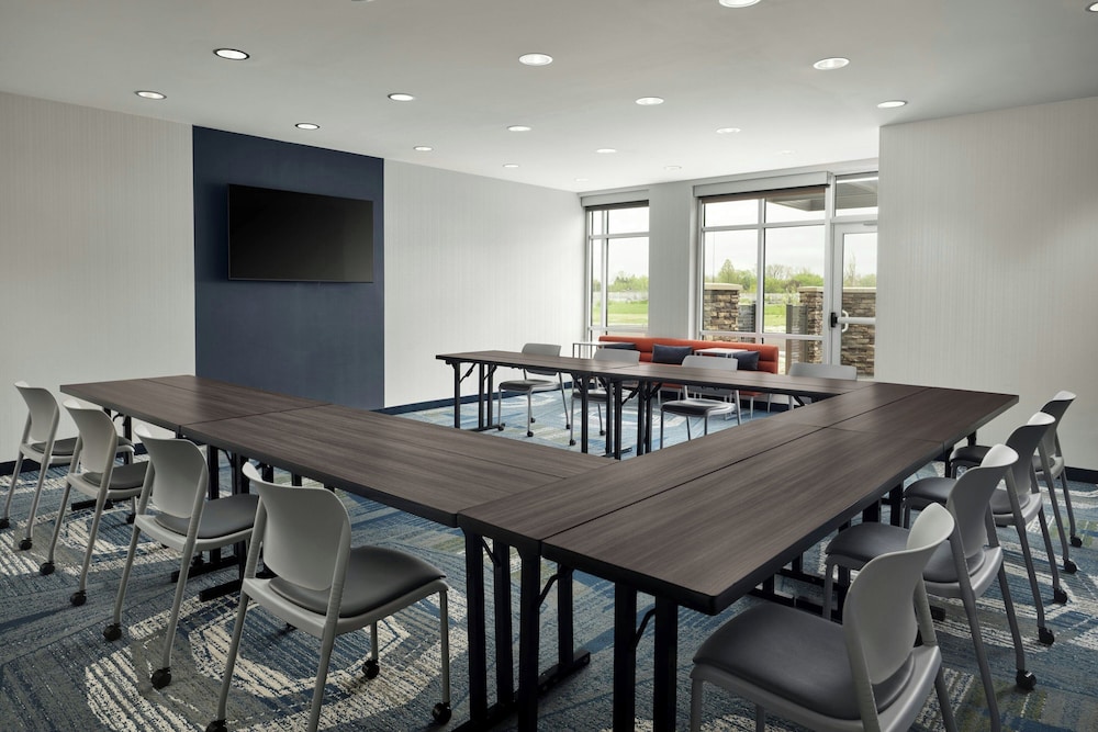 Springhill Suites By Marriott Troy Dayton 15/19