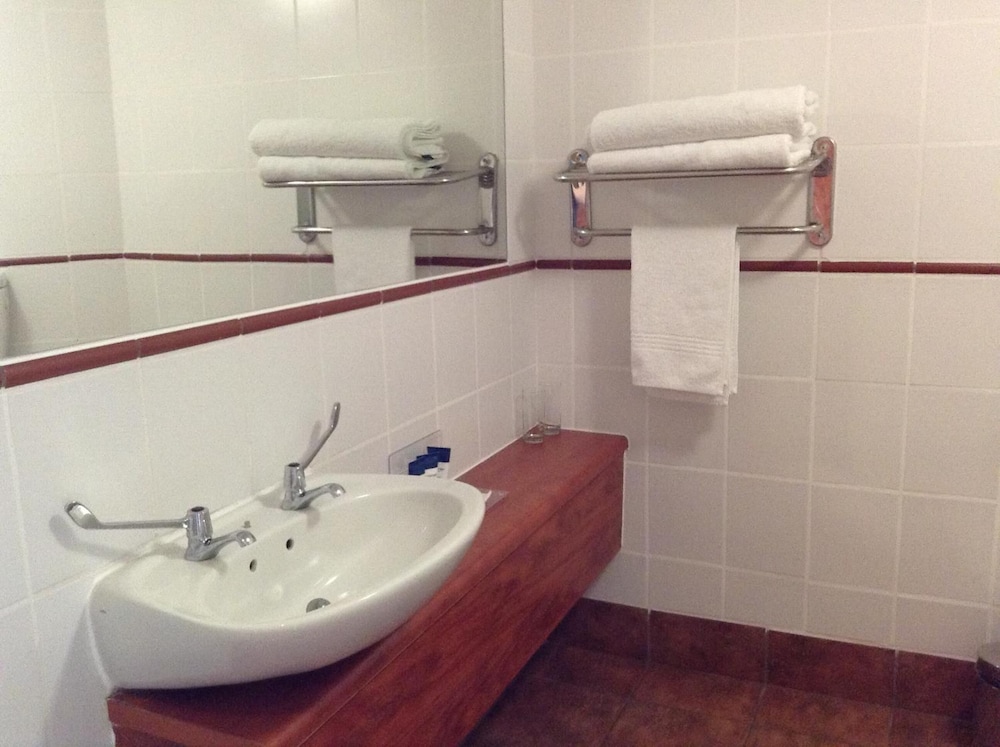 Protea Hotel By Marriott Harrismith Montrose 46/50