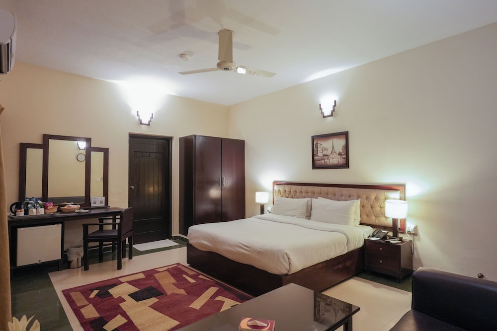 Hotel One Bahawalpur 20/49