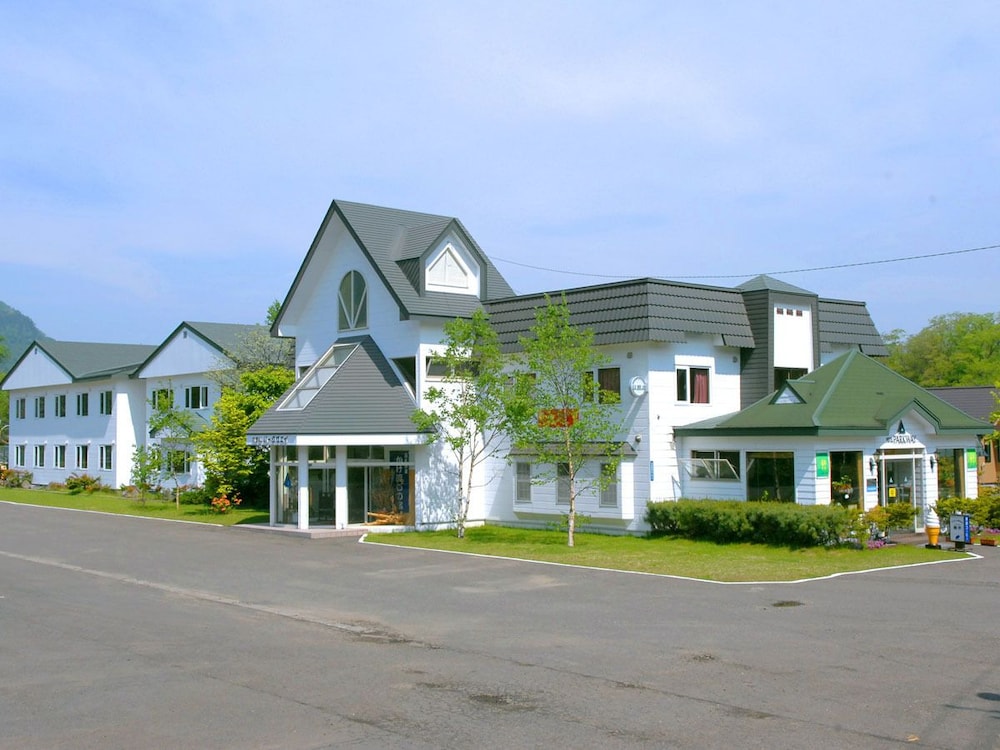 Hotel Parkway 3/50