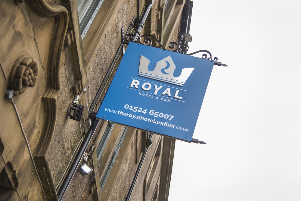 The Royal Hotel and Bar 19/35