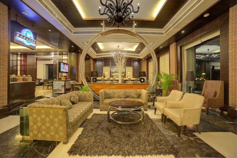 Goldfinch Hotel Delhi NCR 32/63