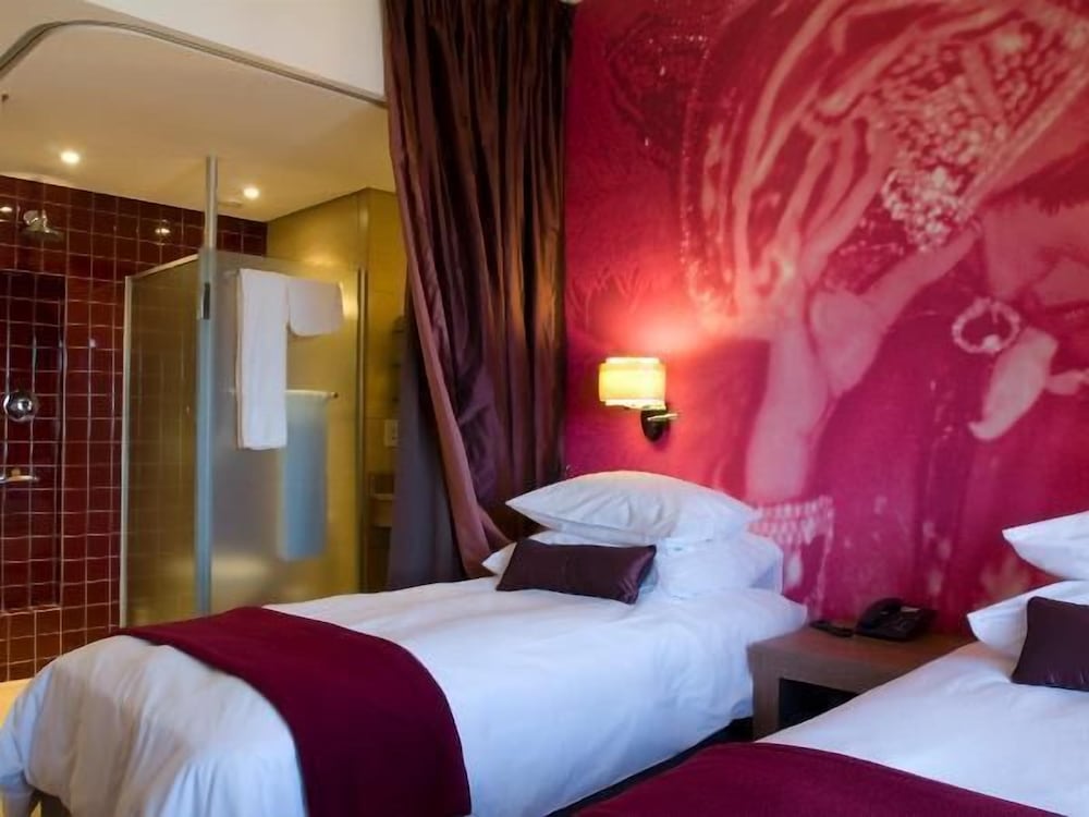Rio Hotel 25/57