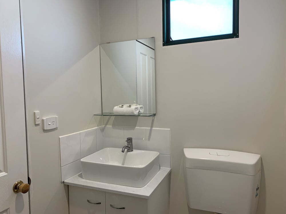 RIVERVIEW TOURIST PARK 50/50