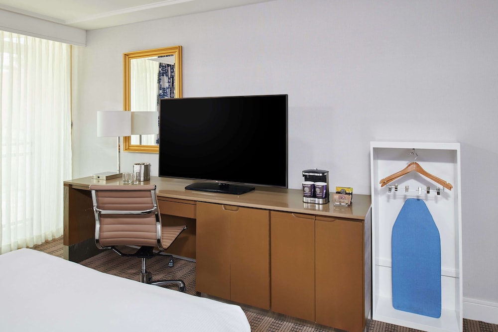 Doubletree By Hilton Torrance South Bay 35/37