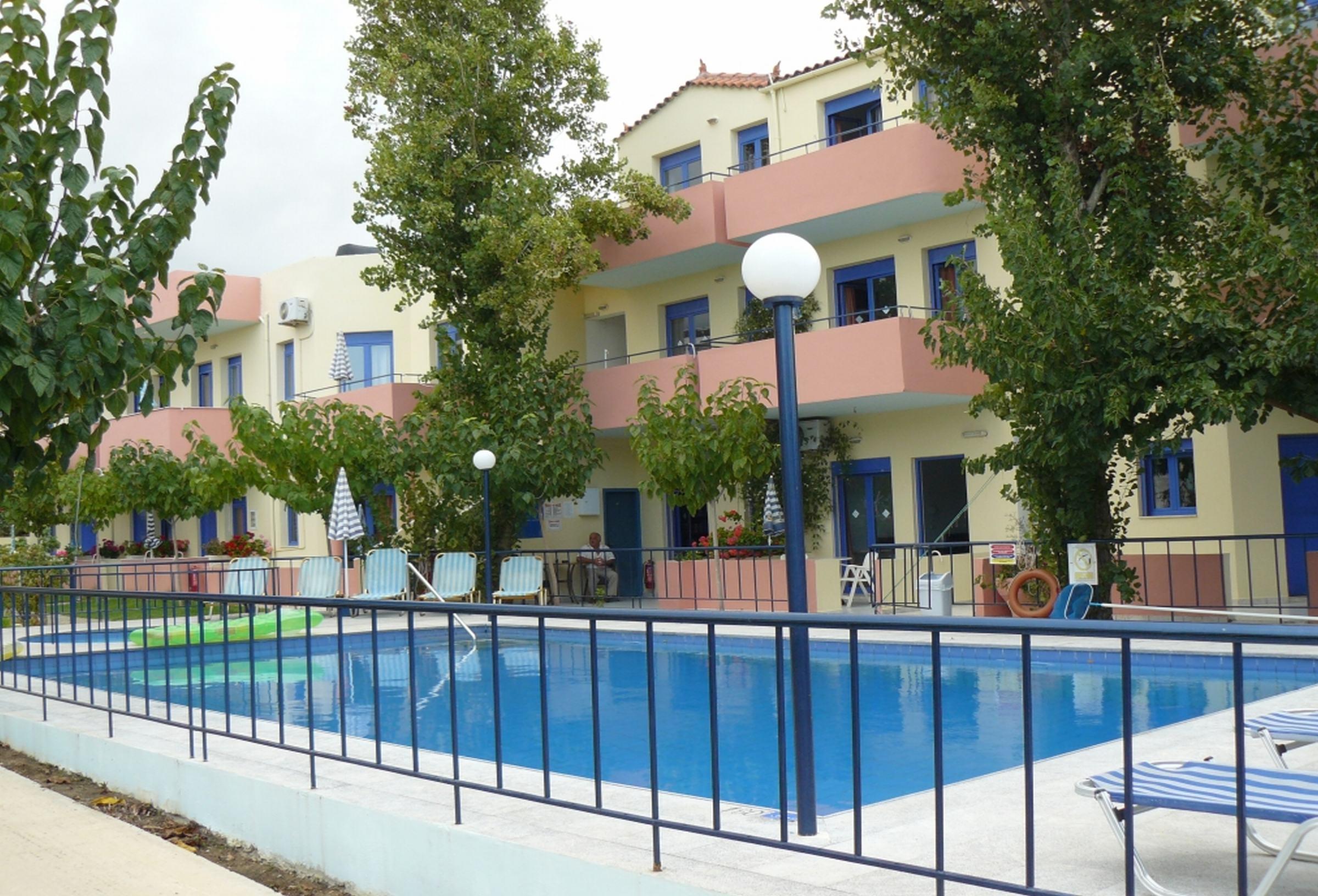 Leonidas Apartments 44/47