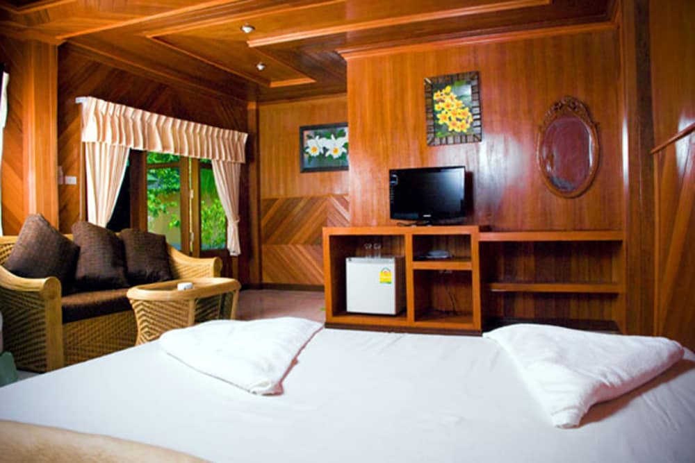 Dreamland Resort 25/70