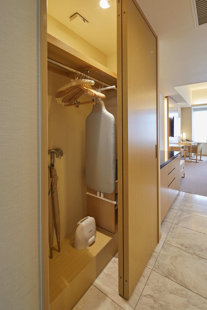 The Kitano Hotel Tokyo 11/52