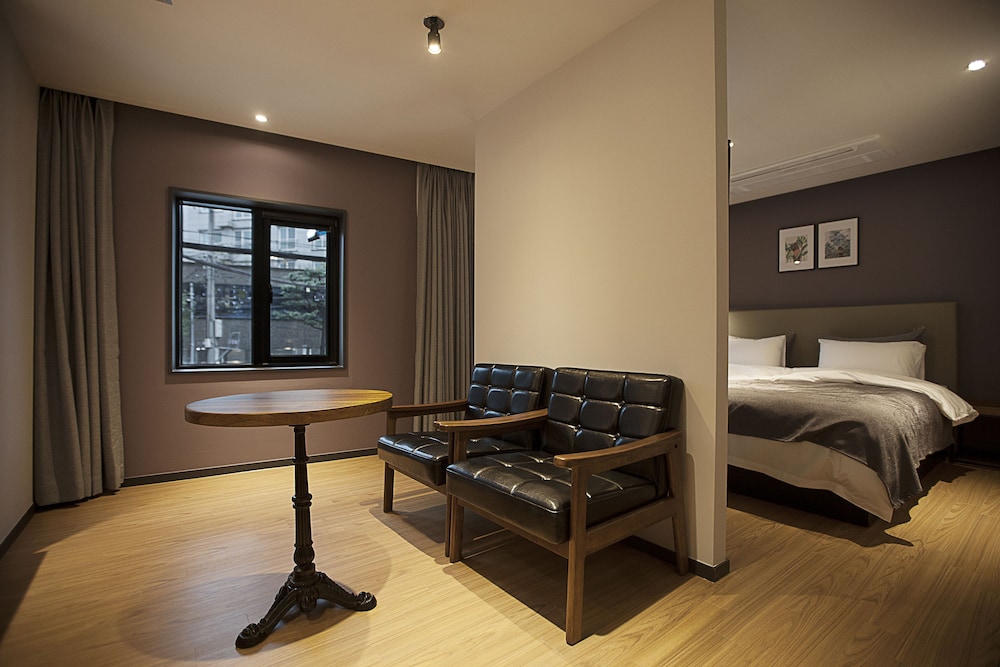 Brown Dot Hotel Masan 12/50