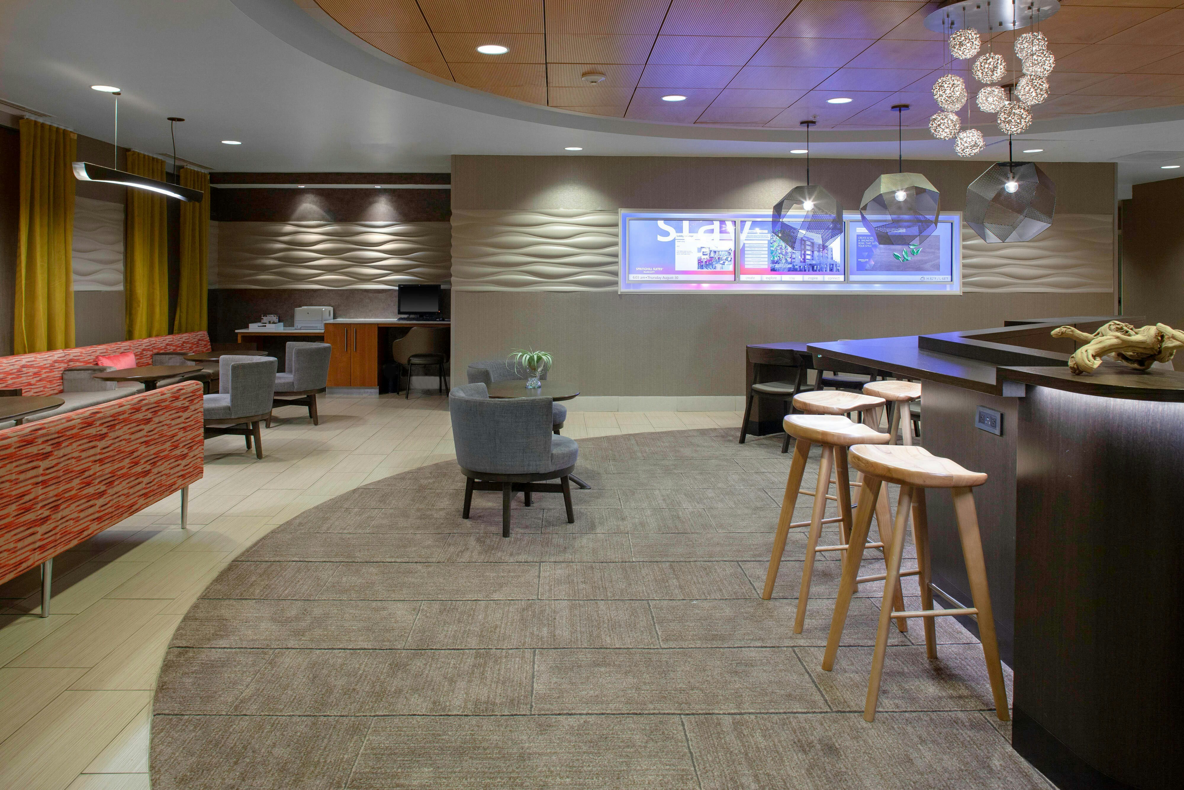 SpringHill Suites Cincinnati North/Forest Park 24/44