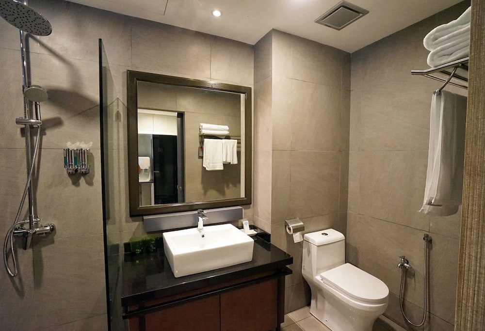 Bedrock Hotel 43/50