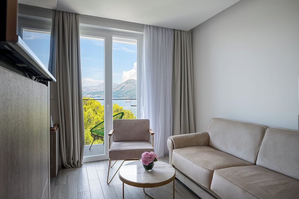Hotel Cavtat 47/68