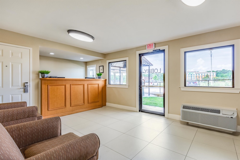 Surestay Hotel By Best Western Tupelo North 22/28