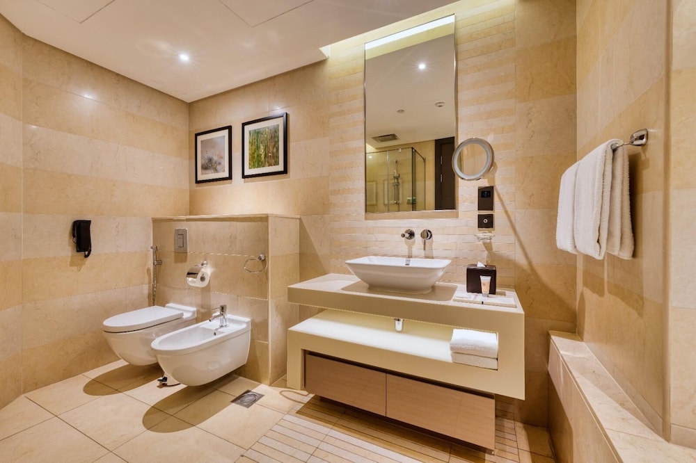 Hyatt Regency Dubai Creek Heights Residences 71/73