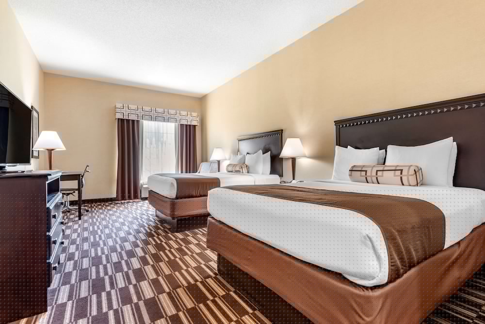 Best Western Plus Victor Inn & Suites 9/35