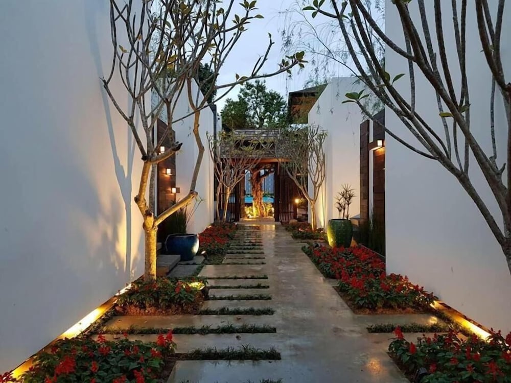 Mira Residence Resort 29/37