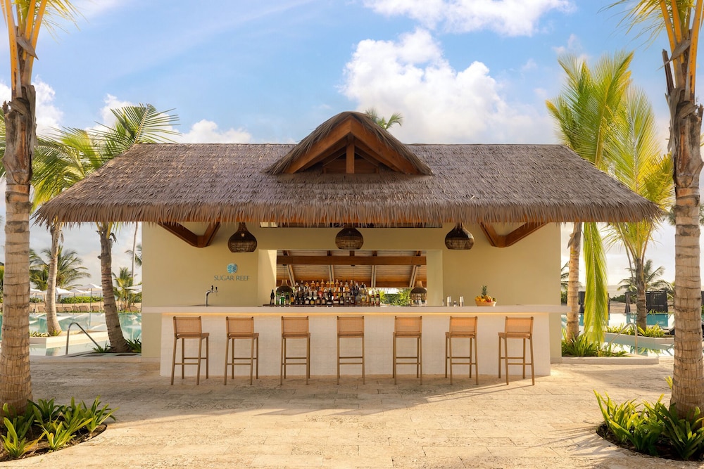 SECRETS PLAYA ESMERALDA RESORTS & SPA 2/50
