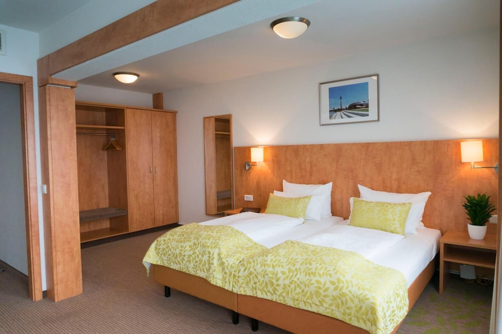JUNIOR SUITE, TWIN BEDS