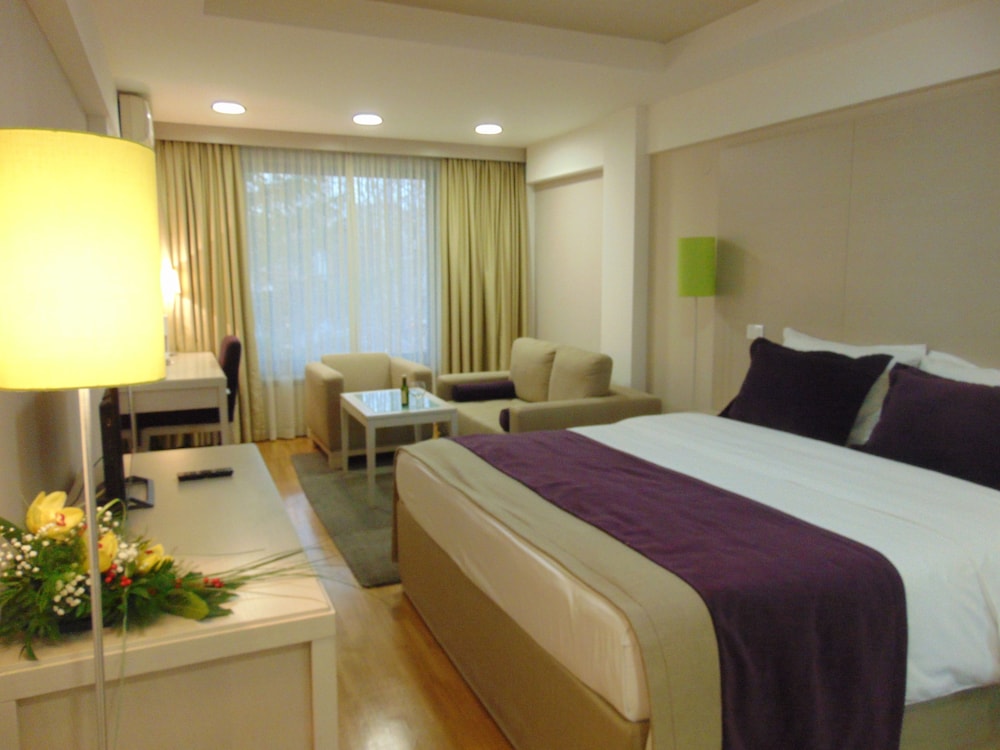 HOTEL M 15/39