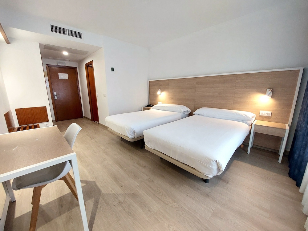 Hotel Costa Atlantica 14/49