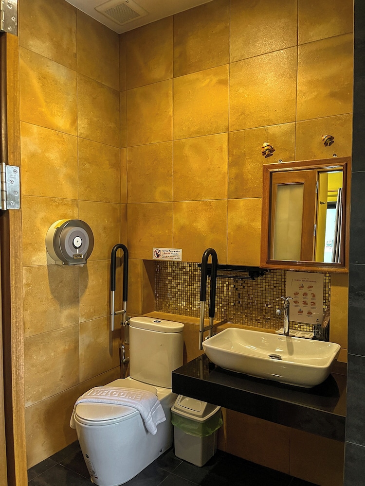 Baan Mee Phuket 50/55