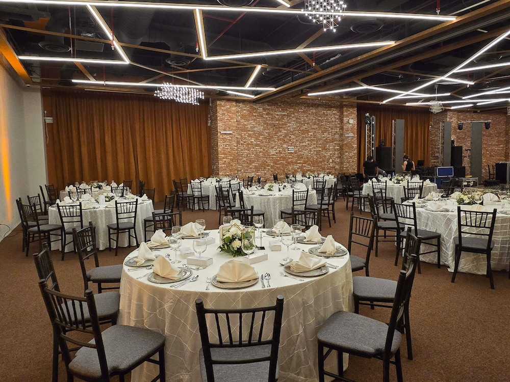 Novotel Monterrey Valle 38/50