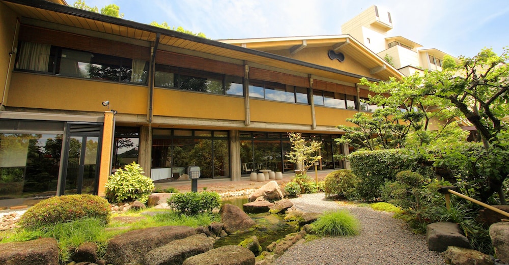 長良川清流ホテル(旧ハーモニーテラス) 写真1
