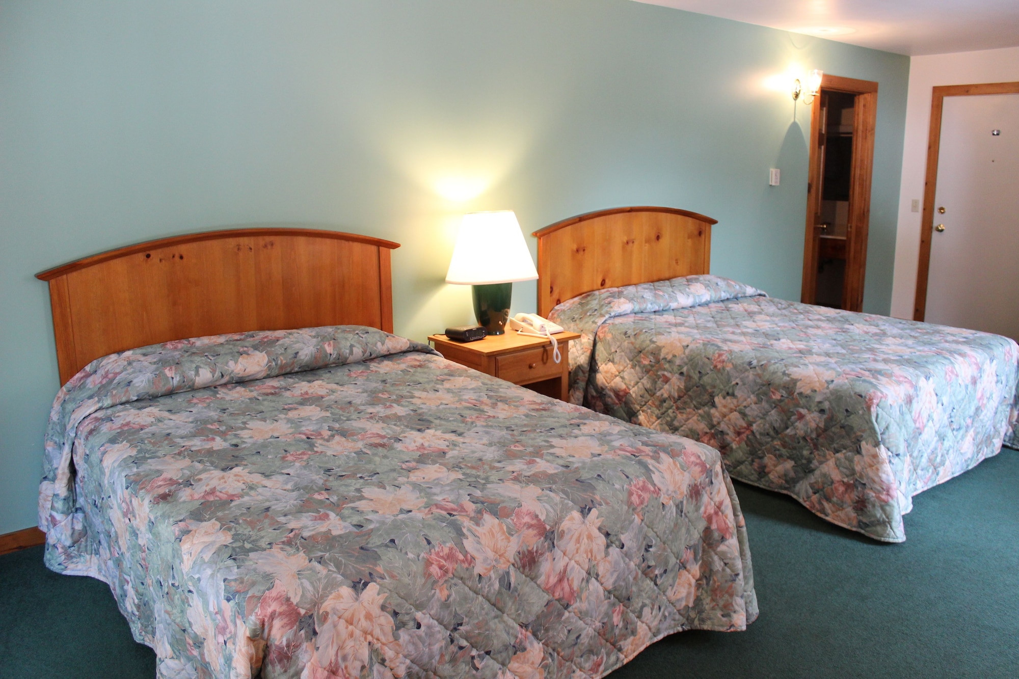 Green, Tree, Superior, 2 Queen Beds, Balcony
