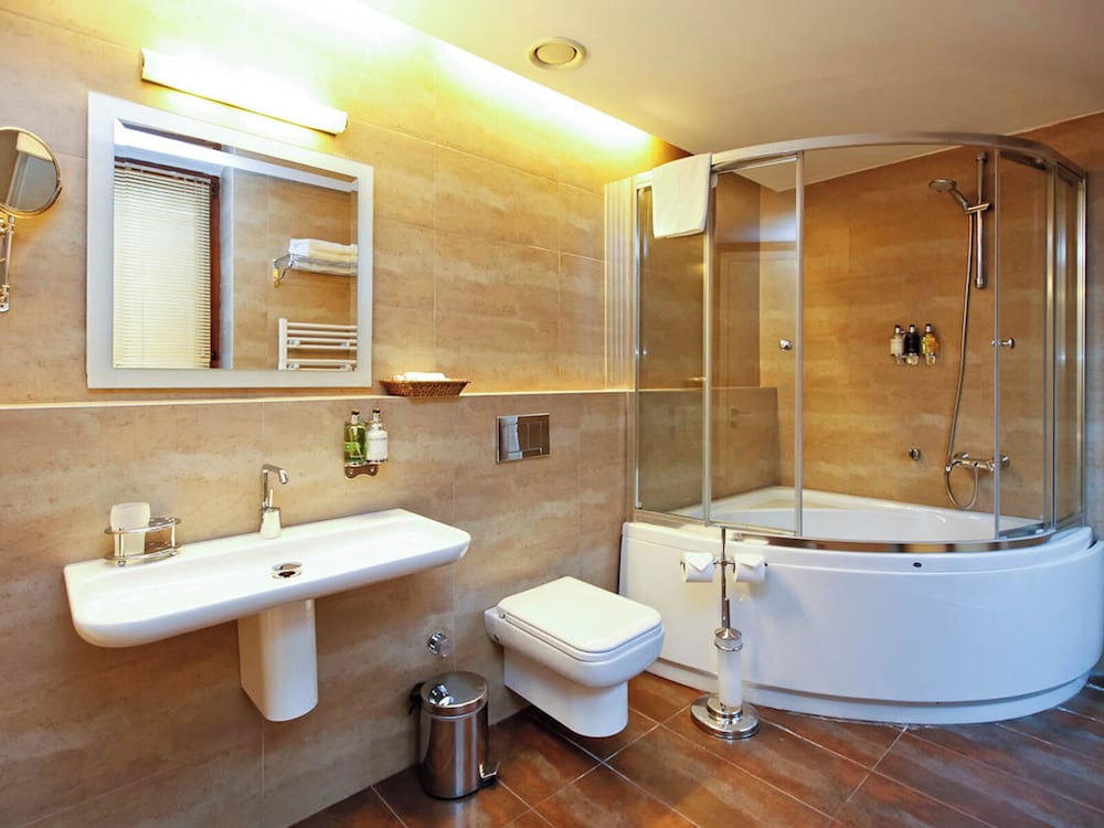 Galateia Residence 50/50