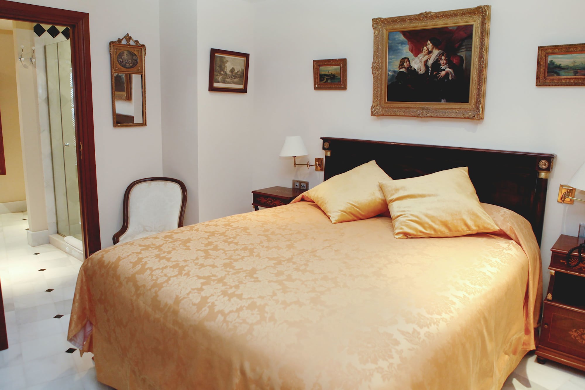 STANDARD, DOUBLE BED