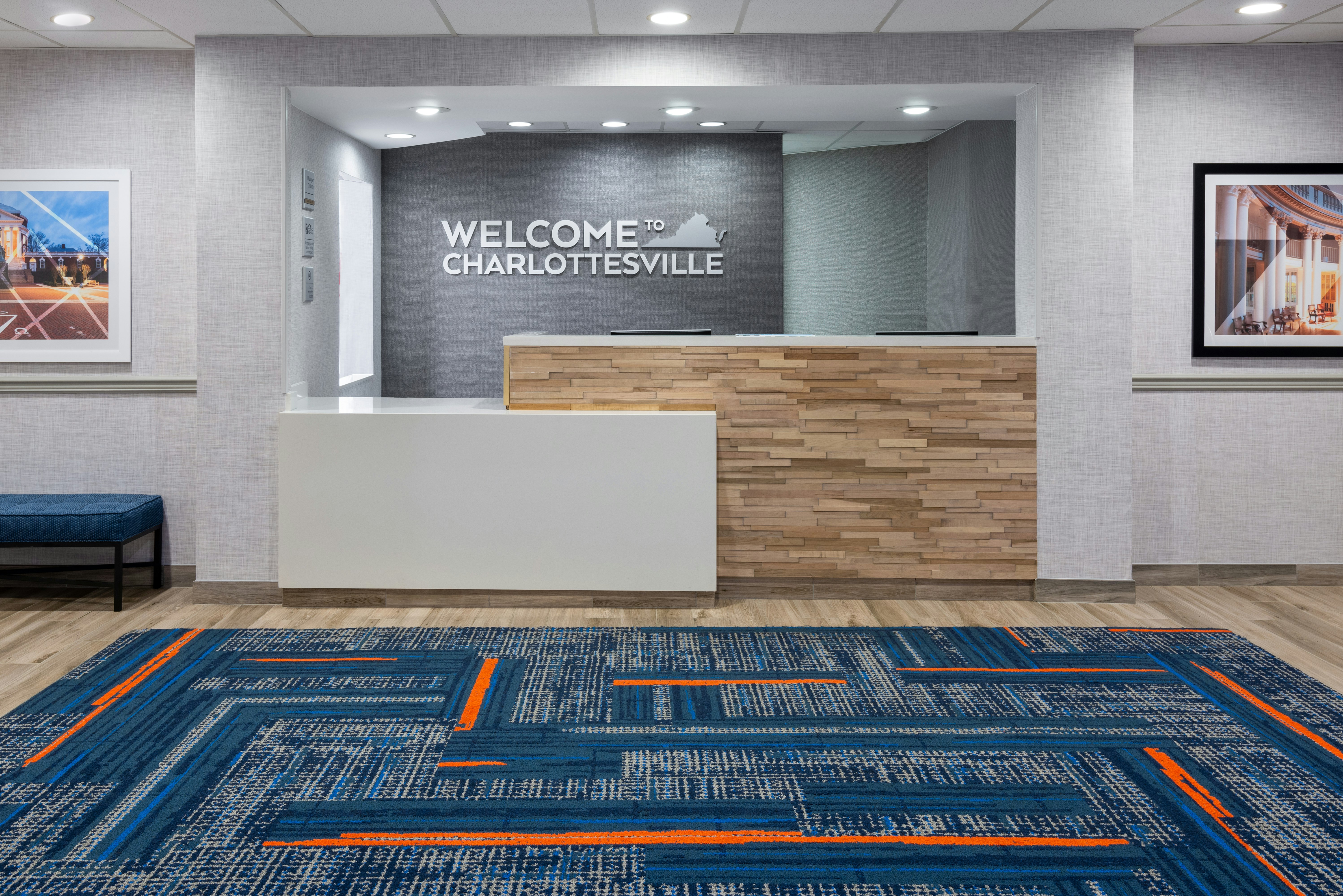 Lobby at Hampton Inn & Suites Charlottesville-At the University, CHARLOTTESVILLE - VA