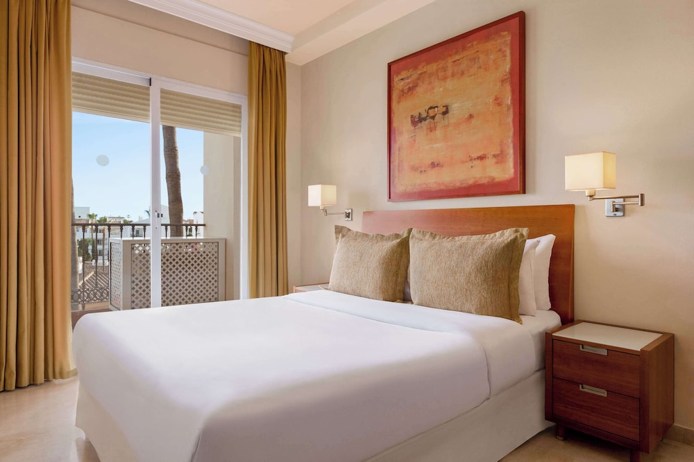 شقة بريميوم بسرير مزدوج بإطلالة على البحر بغرفة نوم واحدة