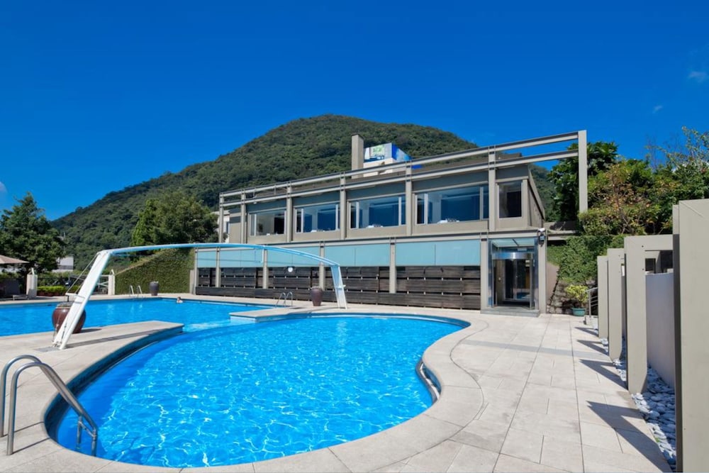 Landis Resort 8/72