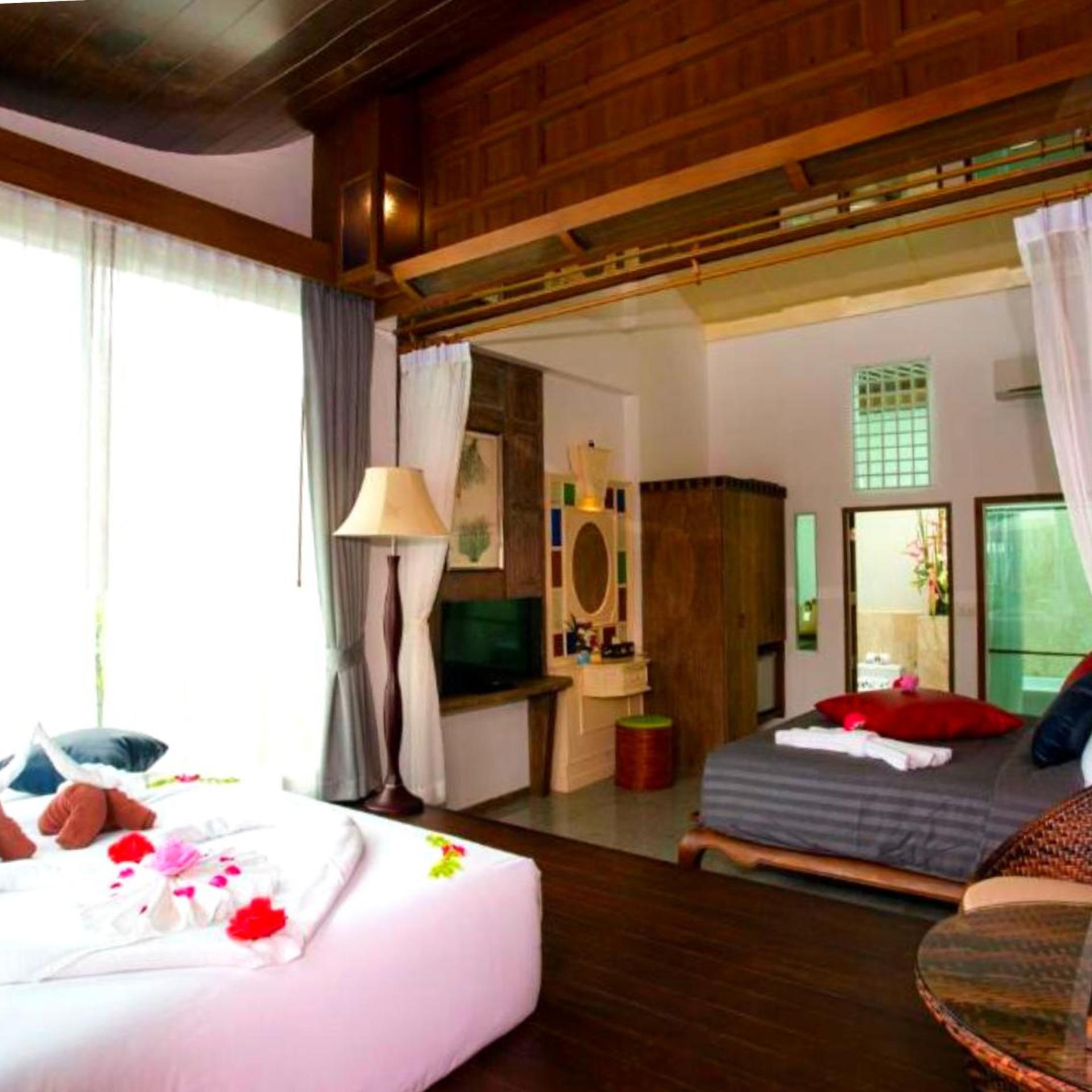 Luxury, Family, Villa, 2 King Beds, Pool Access