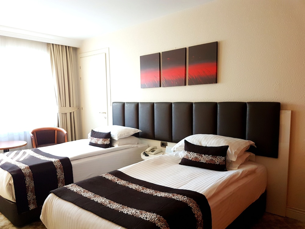 Jura Hotels Mavi Surmeli Adana 16/50
