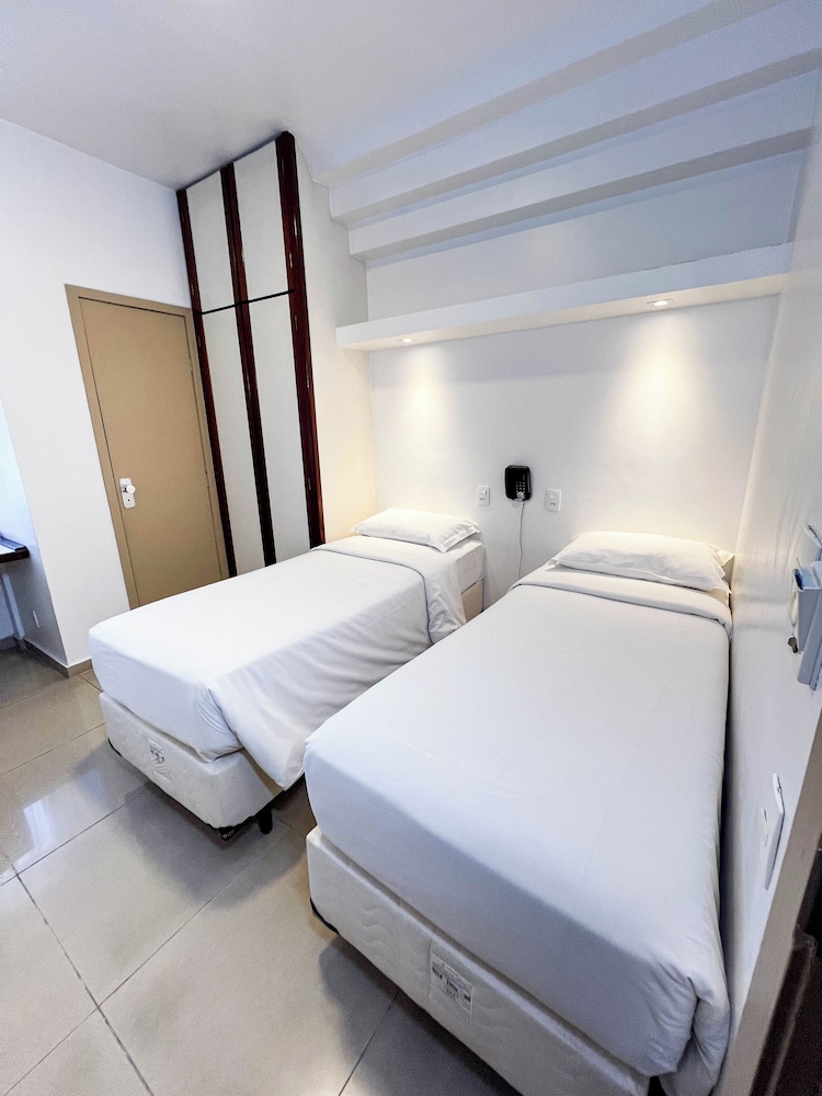 STANDARD, TWIN BEDS