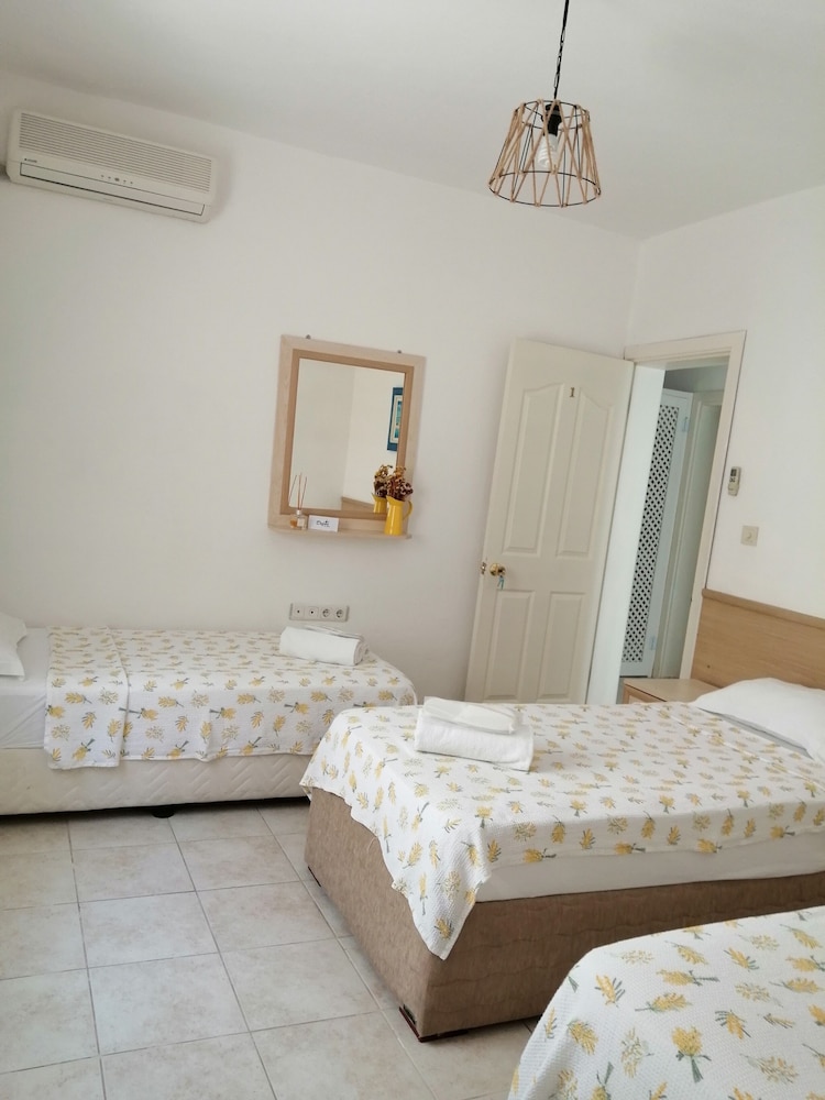Defne Ev Hotel 13/41