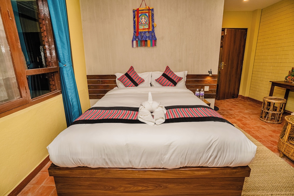 Nepali Heritage Hotel 20/50