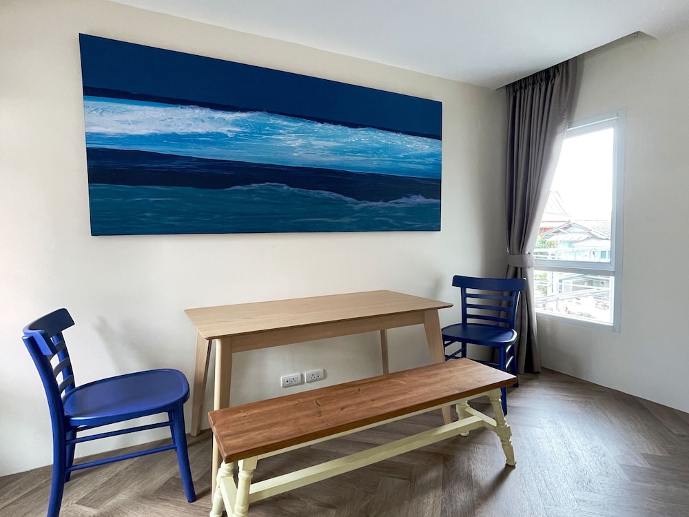Hub Hua Hin 57 Hotel 12/72